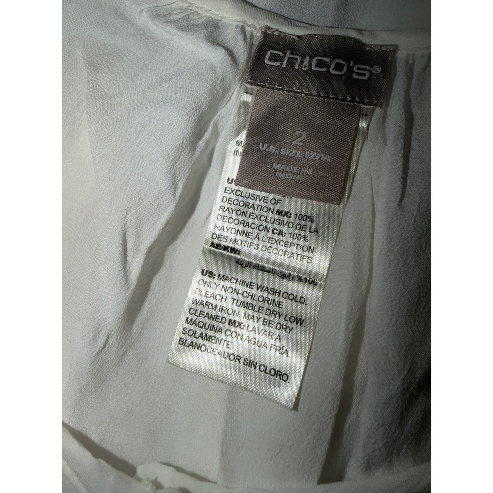 Chicos White Lace Embroidered Button Front Blouse Long Sleeve Boho Top Size 2 X8 - Picture 8 of 9